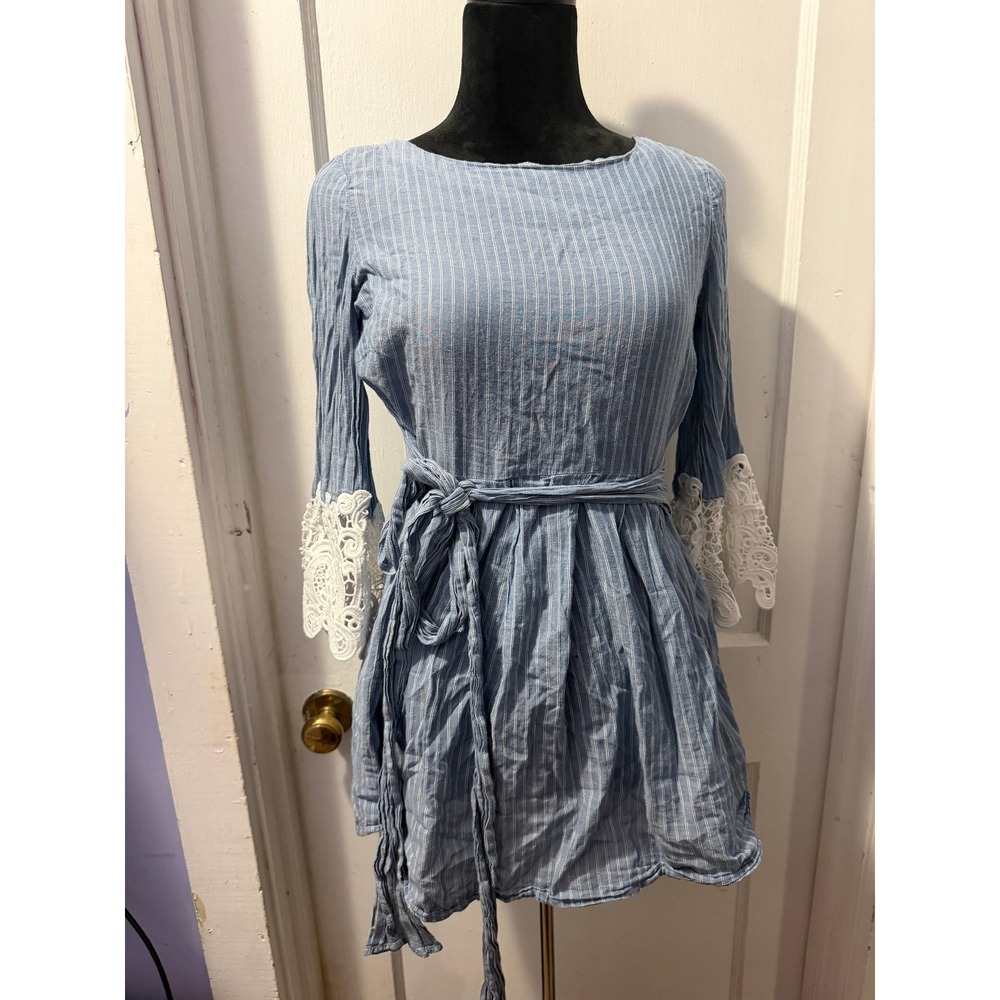 LED Luxe Essentials Denim Blue White Striped Lace Cuff Long Sleeve Top XS